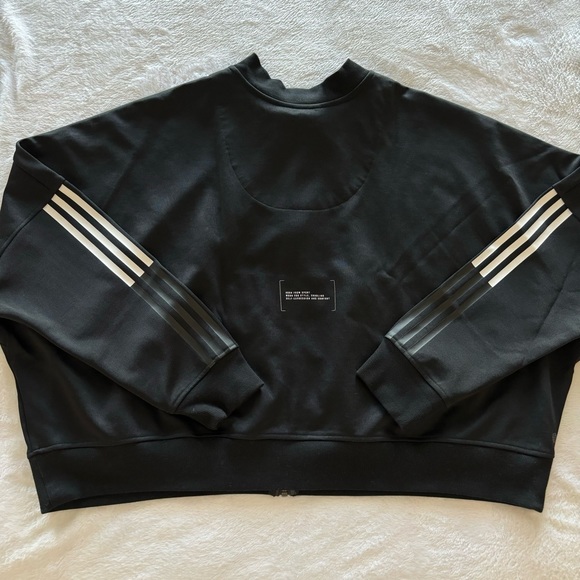 Adidas Black Full Zip Cropped Track Jacket--NWT--4X - Picture 9 of 15